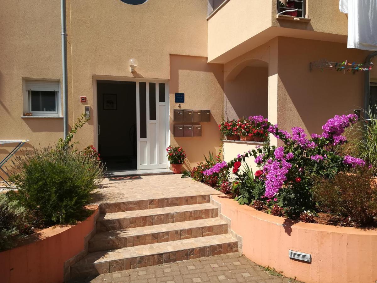 Apartman Mario Cres Exteriér fotografie